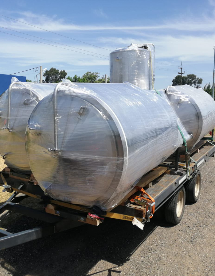 Tanques SOLUNOX embalados listos para su entrega