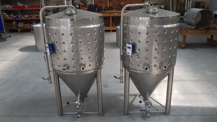 fermentador isobarico encamisado de 100 a 500 lts.